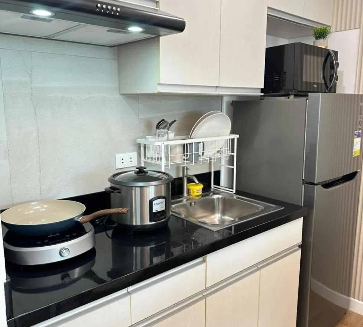 Апартаменты Hotel Like Studio Unit In Abreeza With Free Parking Davao Филиппины